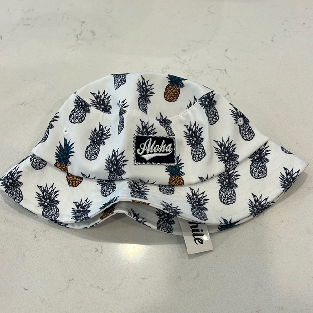 Aloha bucket hat. NWT. Adult, one size.